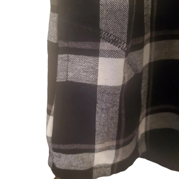 Orvis woman's shacket, size small - Picture 5 of 7